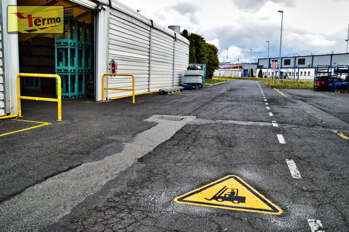 termoznaki-ostrzegawczy-przed-wozkiem-widlowym termoznaki-ostrzegawczy-przed-wozkiem-widlowym