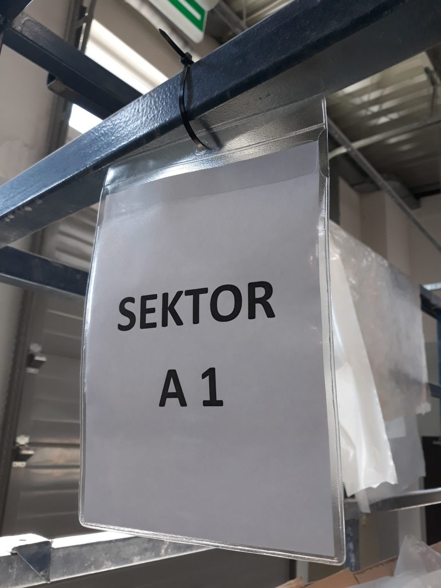 Zawieszka magazynowa bezbarwna Zawieszka magazynowa bezbarwna